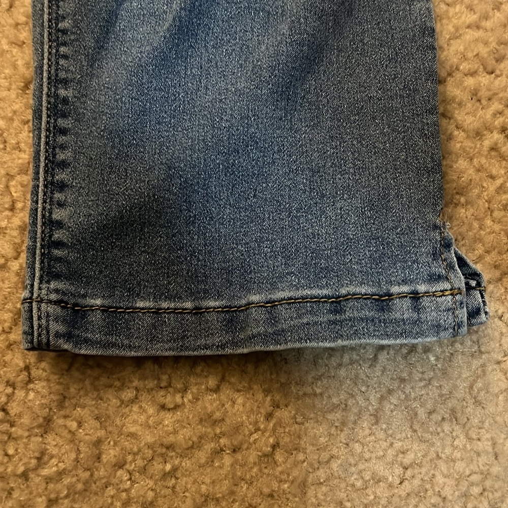 Curve Appeal Cropped Jeans - Size 14 - Picture 2 of 8